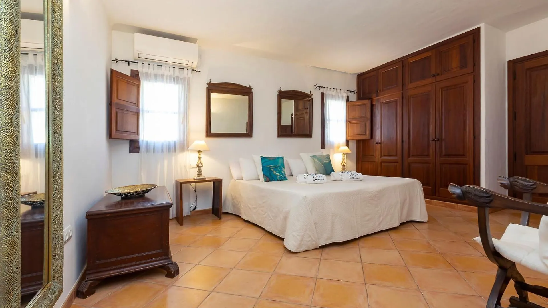 Villa In San Jose Sleeps 10 - Sa Vinya סן חוזה דה סא טלאיה