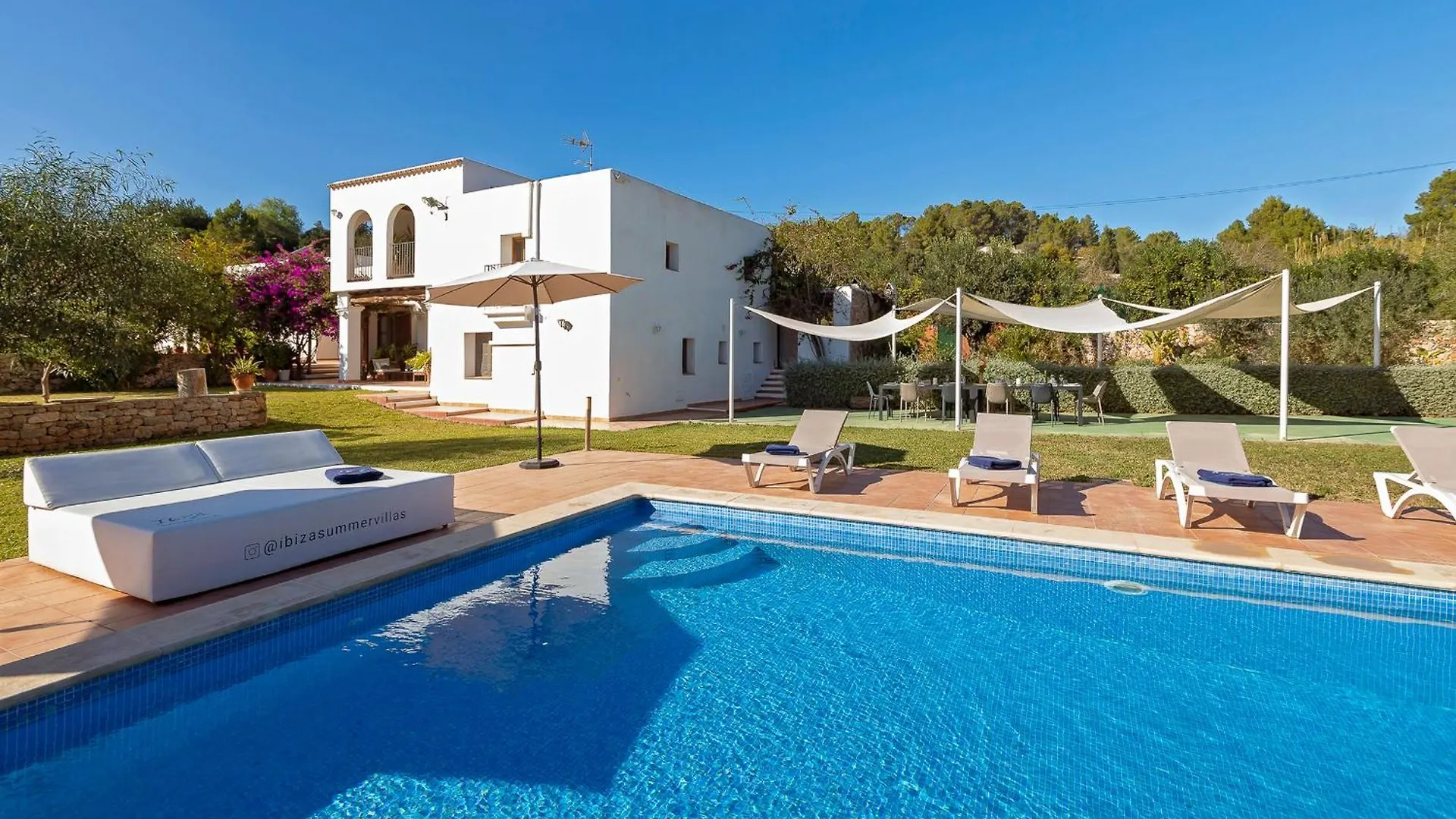 Villa In San Jose Sleeps 10 - Sa Vinya ספרד